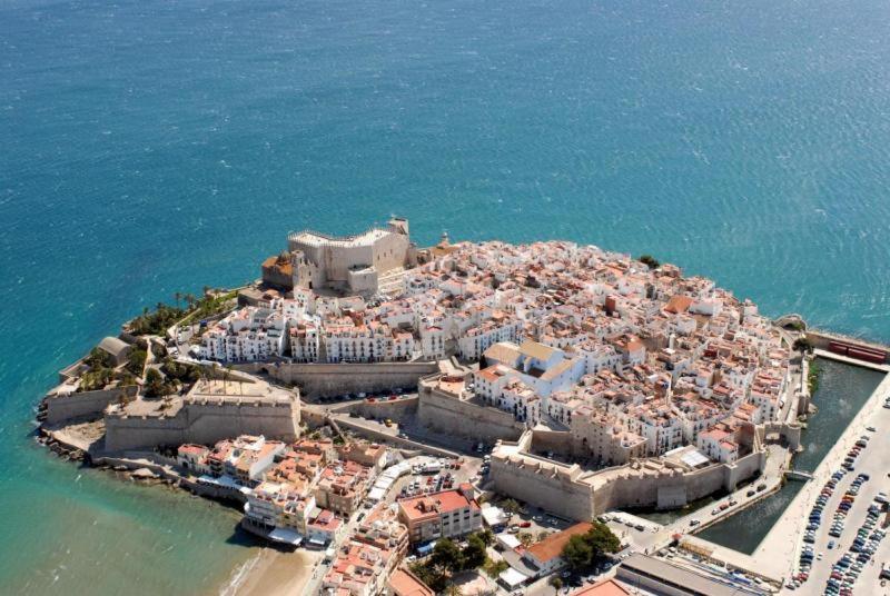 Una isla en la ciudad Castellón de la Plana Exterior foto